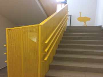 Полимерная покраска поручней лестницы от ИП Пахомчик К В